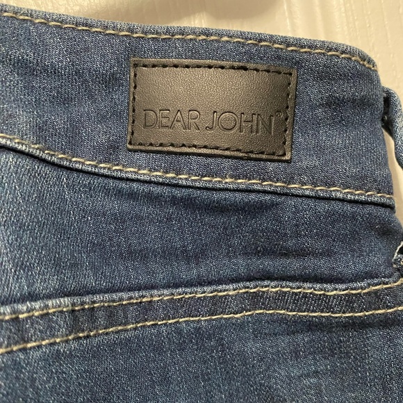 Dear John distressed blue denim capris - Picture 8 of 8